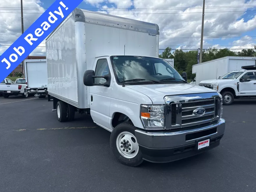 2025 Ford E-350 photo 1