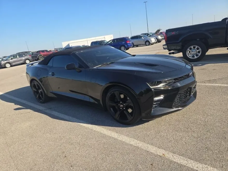 2017 Chevrolet Camaro 2SS photo 1