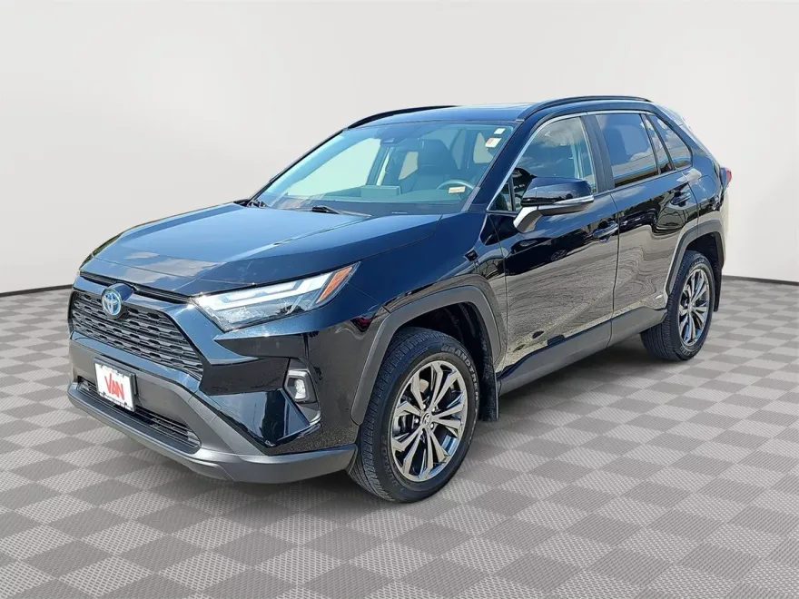 2022 Toyota RAV4 Hybrid XLE Premium photo 1