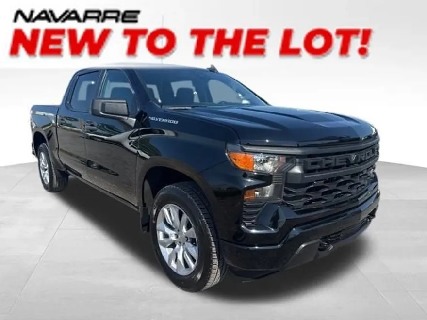 2022 Chevrolet Silverado 1500 Custom photo 1