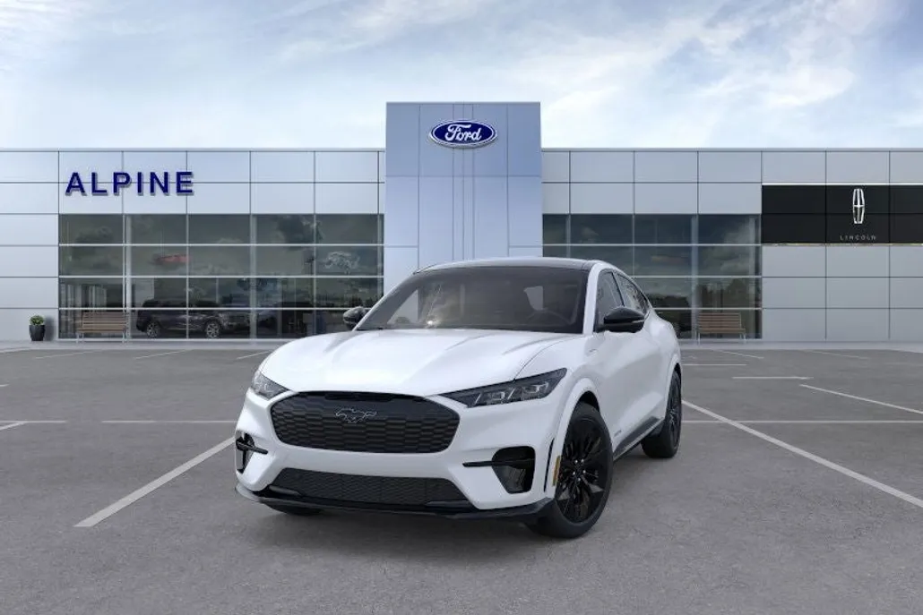 2025 Ford Mustang Mach-E GT photo 1