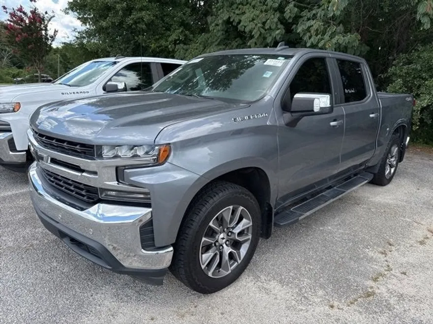 2019 Chevrolet Silverado 1500 LT photo 1