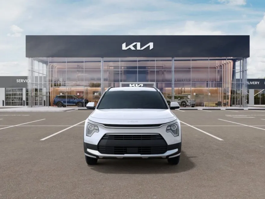 2025 Kia Niro EX photo 1
