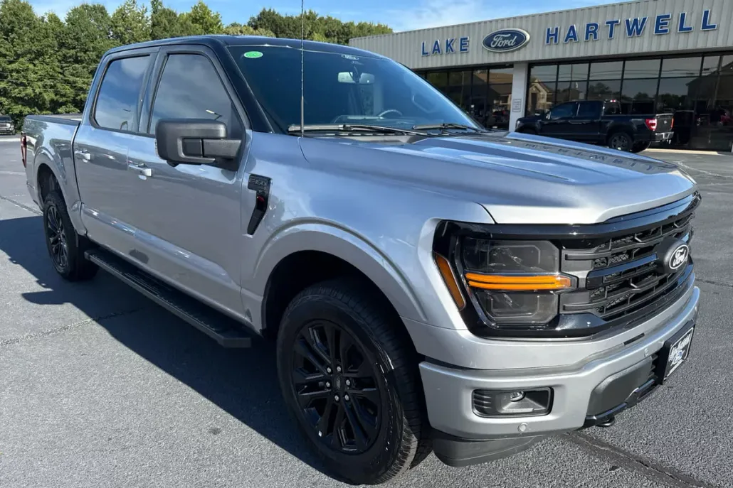 2025 Ford F-150 XLT photo 1