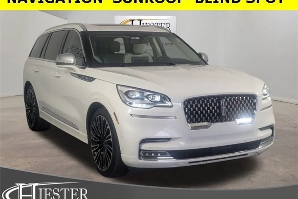 2020 Lincoln Aviator Black Label photo 1