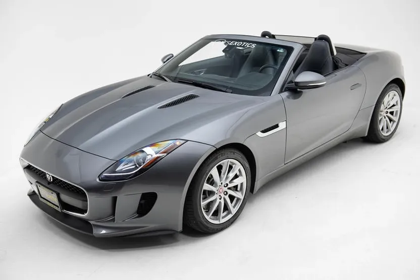 2016 Jaguar F-TYPE photo 1
