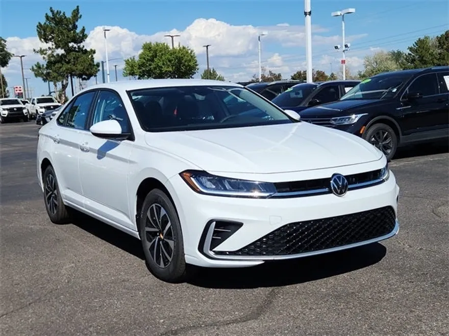 2025 Volkswagen Jetta 1.5T S photo 1