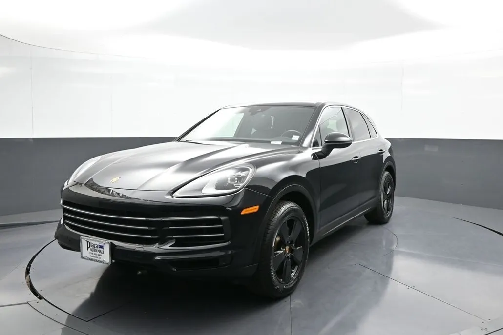 2019 Porsche Cayenne Base photo 1