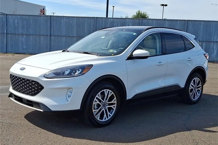 2022 Ford Escape SEL photo 1