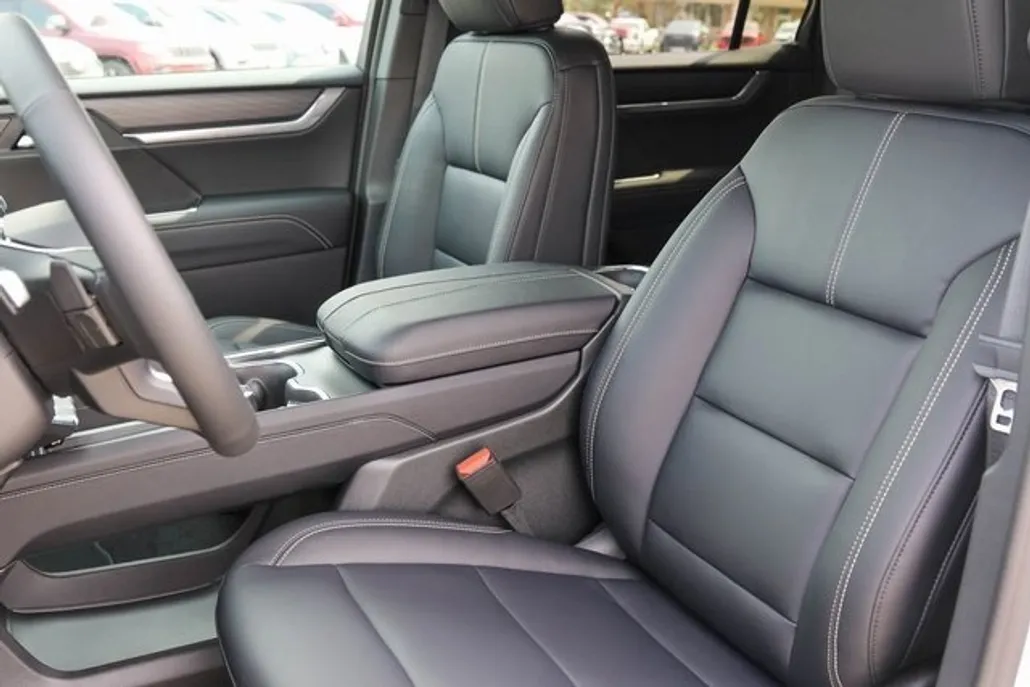 2026 Gmc Acadia Elevation photo 1