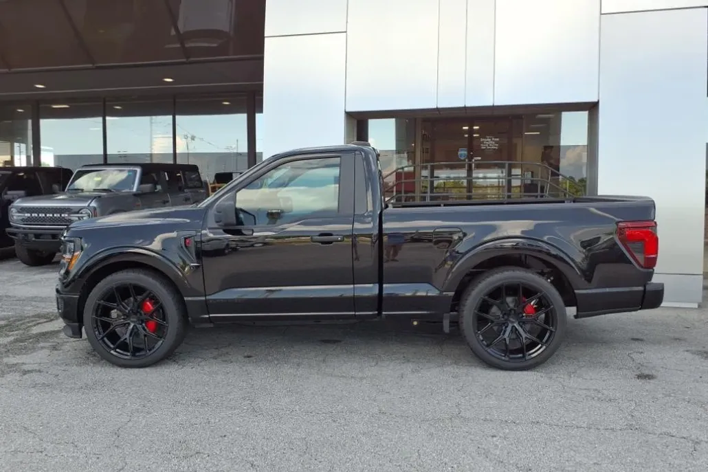 2025 Ford F-150 STX photo 1