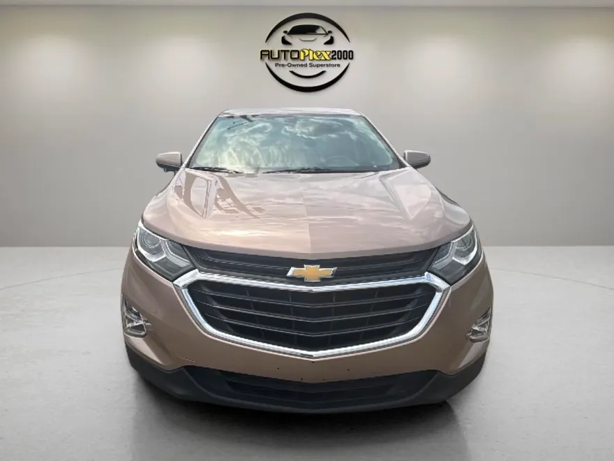 2018 Chevrolet Equinox LT photo 1