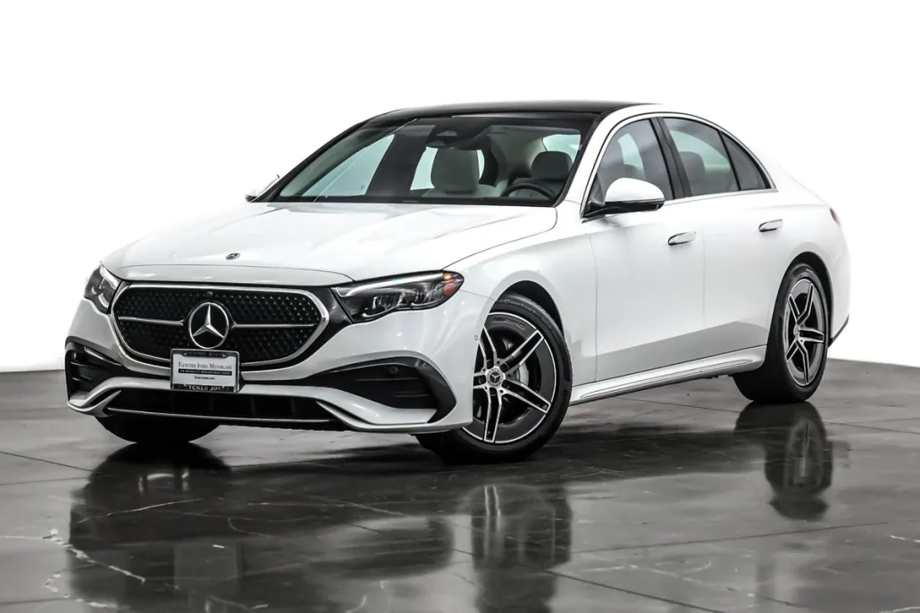2025 Mercedes Benz E 350 Sedan photo 1