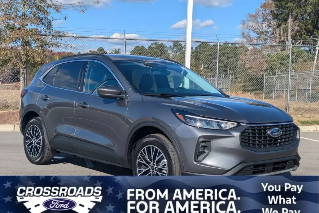 2025 Ford Escape photo 1
