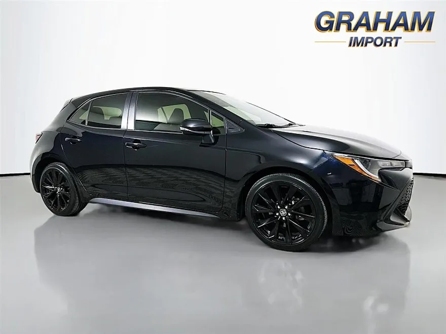 2022 Toyota Corolla SE photo 1