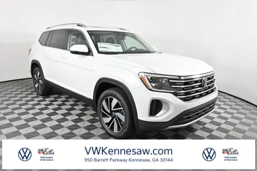 2025 Volkswagen Atlas SEL photo 1