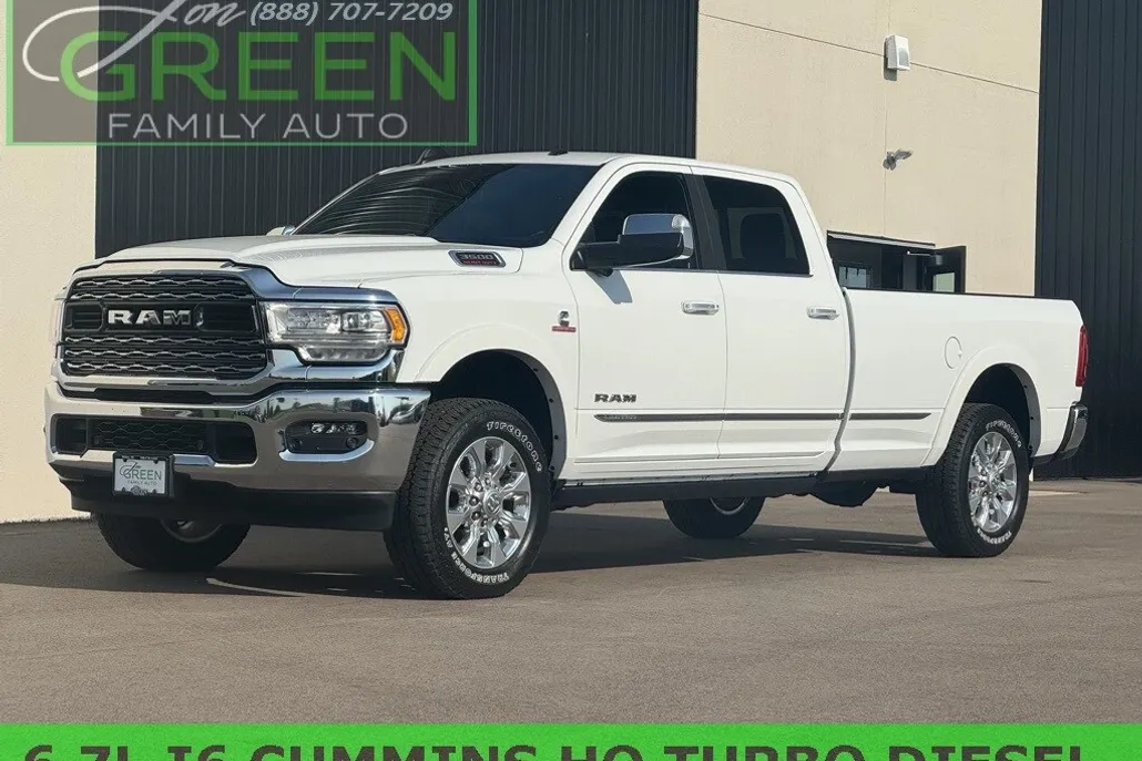 2022 Ram 3500 Limited photo 1