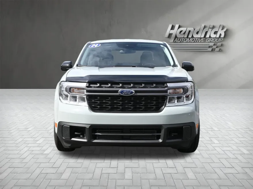 2024 Ford Maverick XLT photo 1
