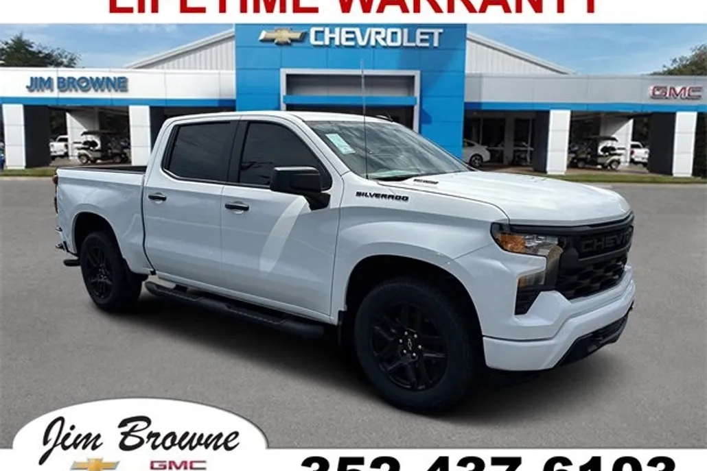 2025 Chevrolet Silverado 1500 Custom photo 1