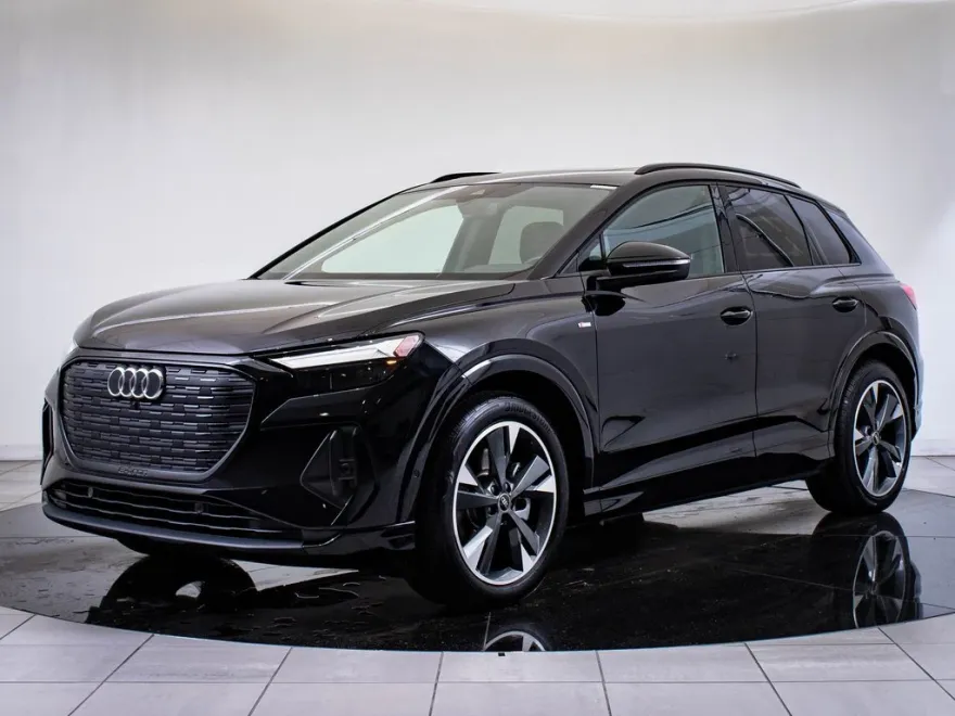 2024 Audi Q4 E-tron Premium Plus photo 1
