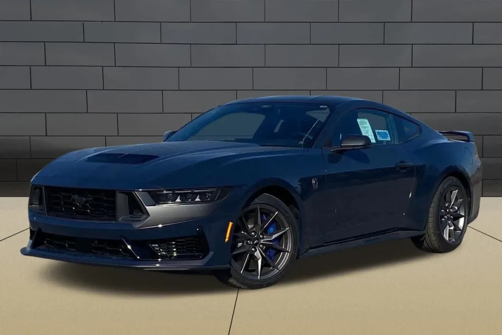 2025 Ford Mustang Dark Horse Premium photo 1