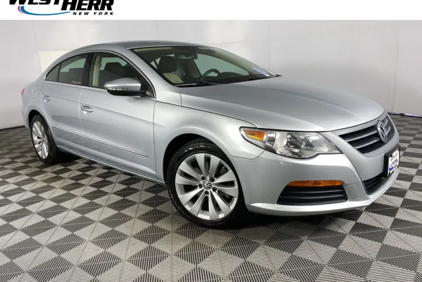 2012 Volkswagen CC Sport photo 1
