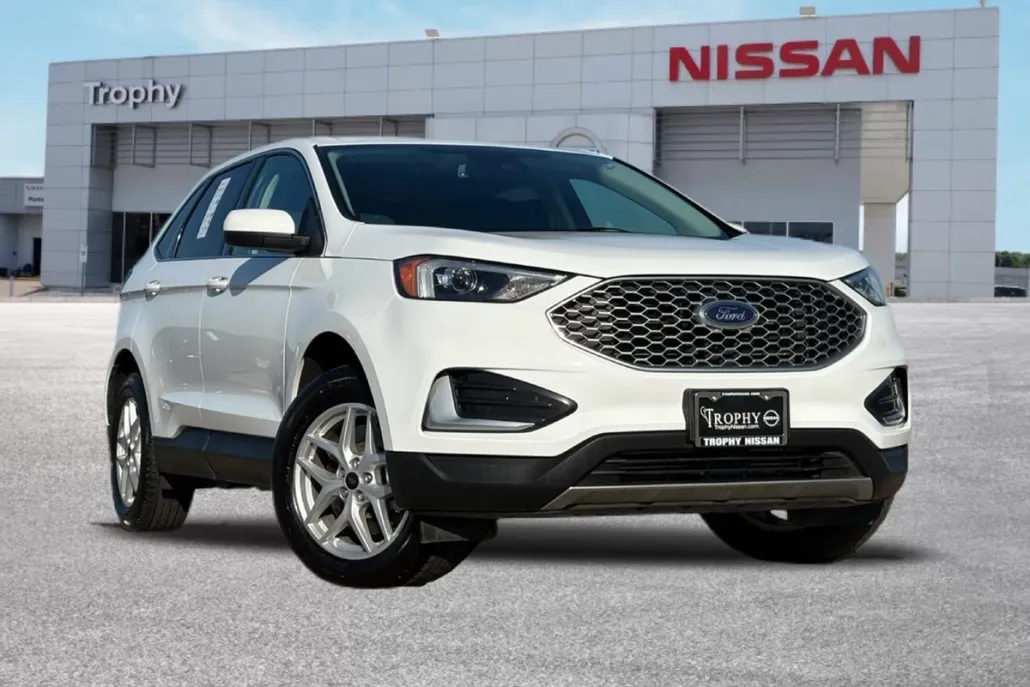2024 Ford Edge SEL photo 1