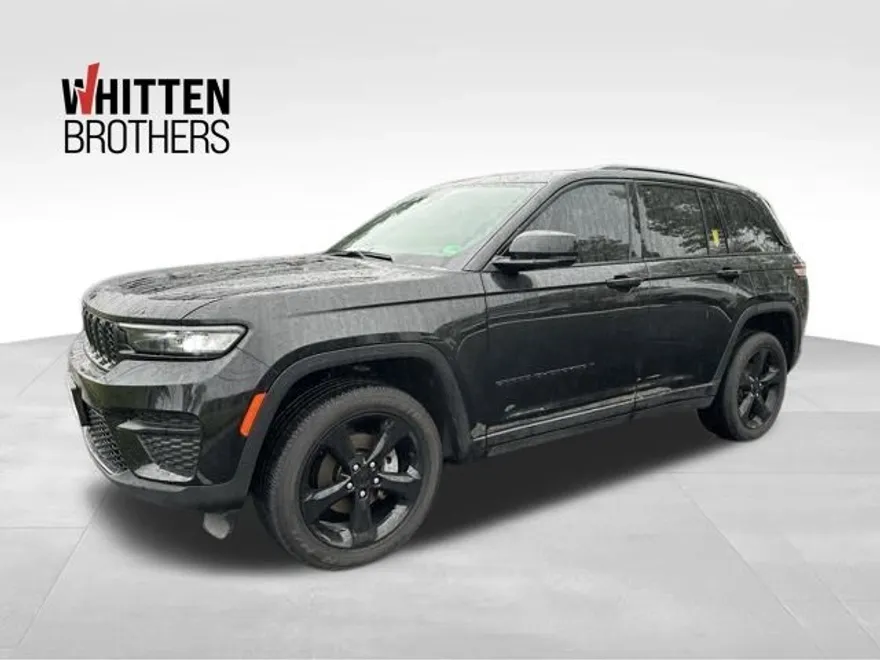 2023 Jeep Grand Cherokee Altitude photo 1
