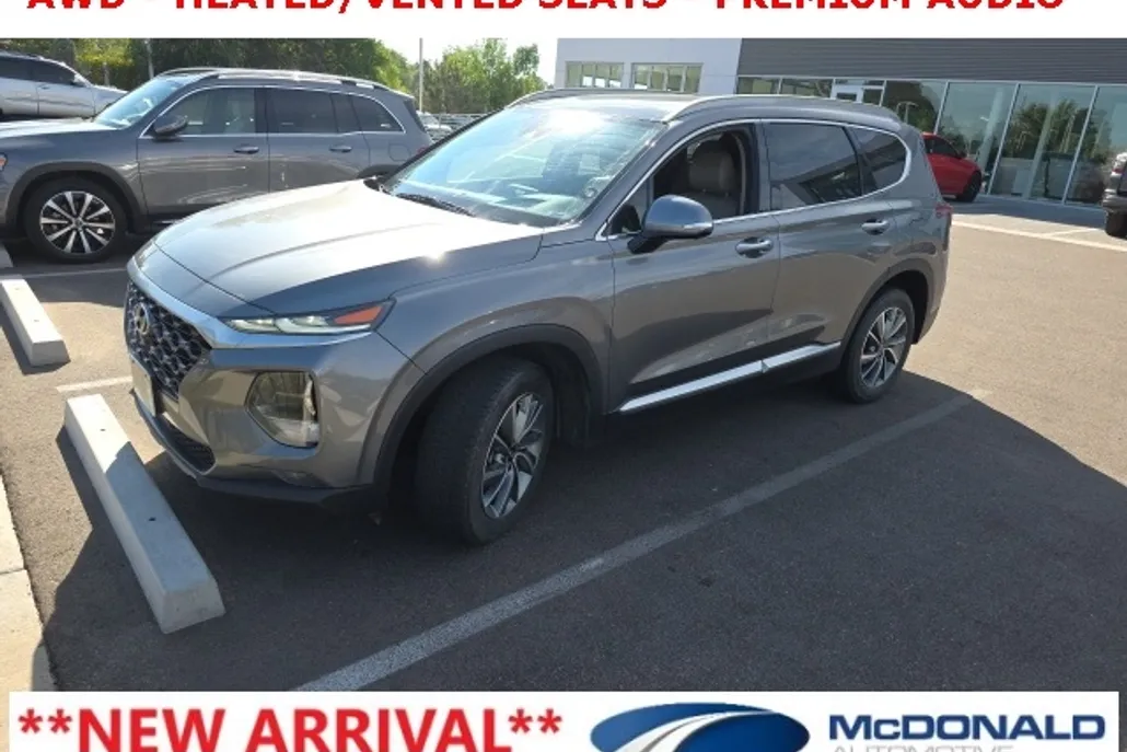 2019 Hyundai Santa Fe Ultimate photo 1
