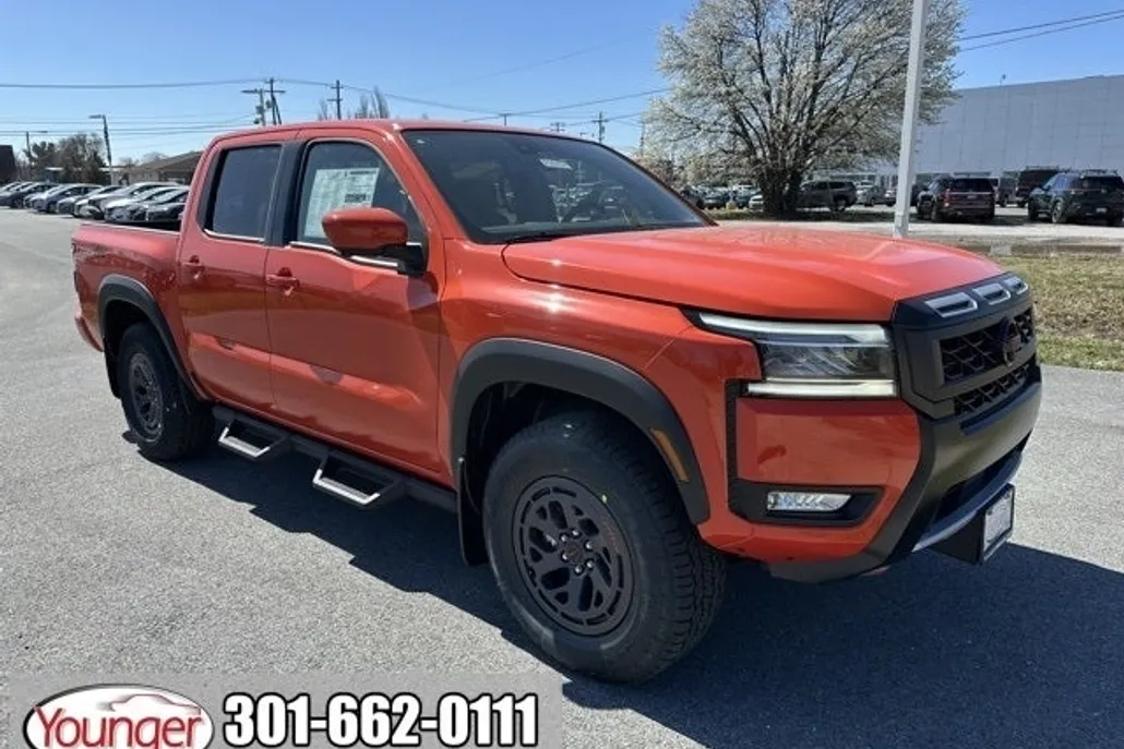 2025 Nissan Frontier PRO-4X photo 1