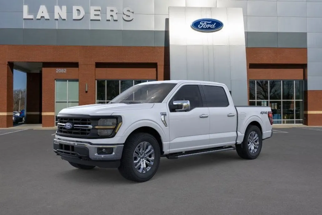 2025 Ford F-150 XLT photo 1