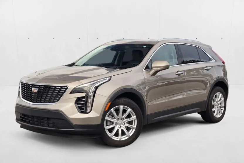 2023 Cadillac XT4 Luxury photo 1