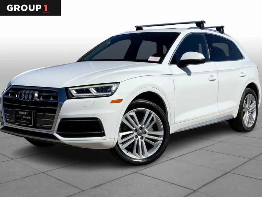 2018 Audi Q5 Premium Plus photo 1