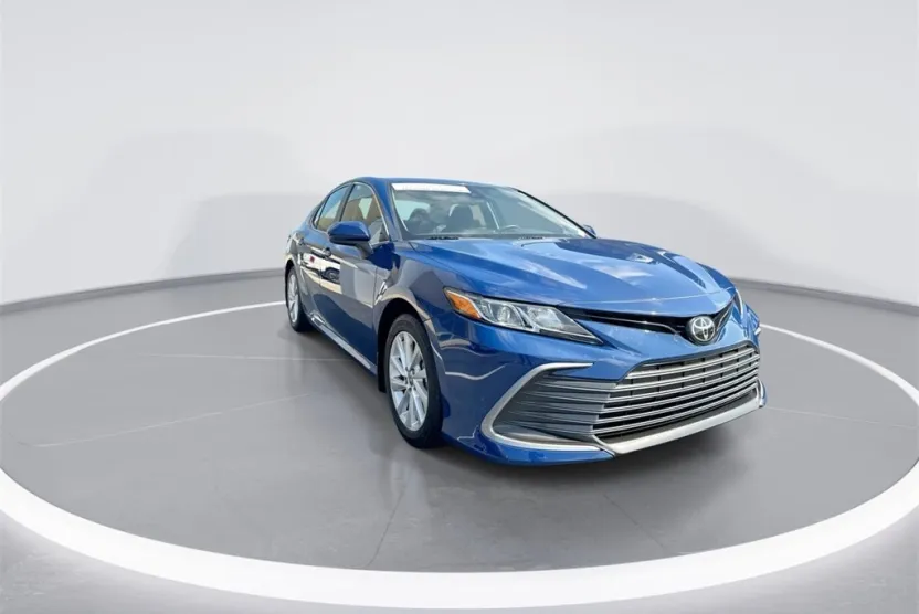 2024 Toyota Camry LE photo 1