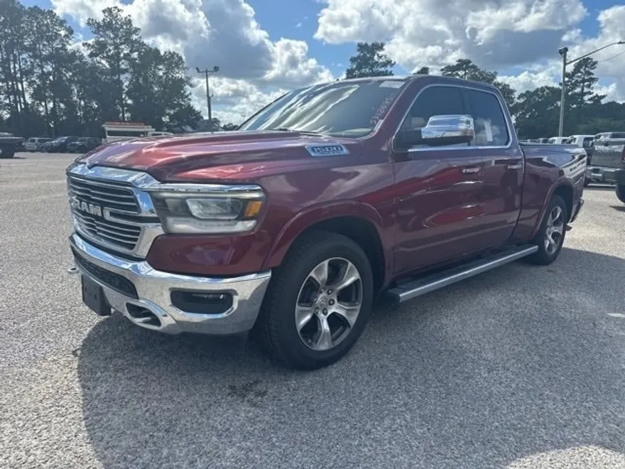 2019 Ram 1500 Laramie photo 1