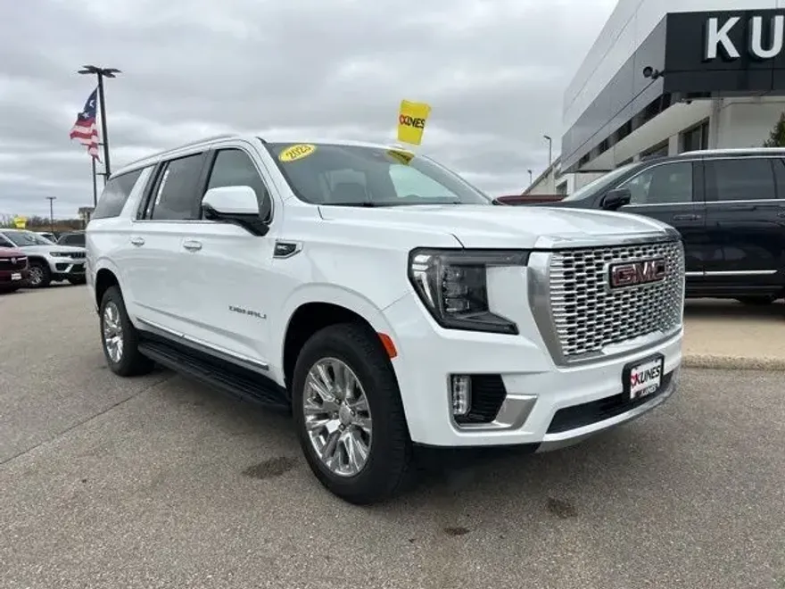 2023 Gmc Yukon XL Denali photo 1
