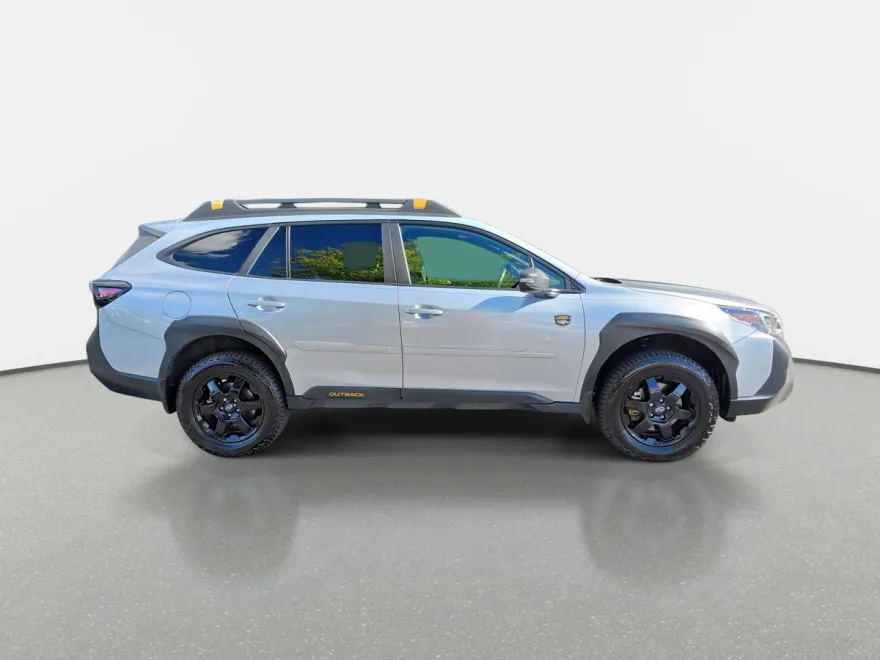 2022 Subaru Outback Wilderness photo 1