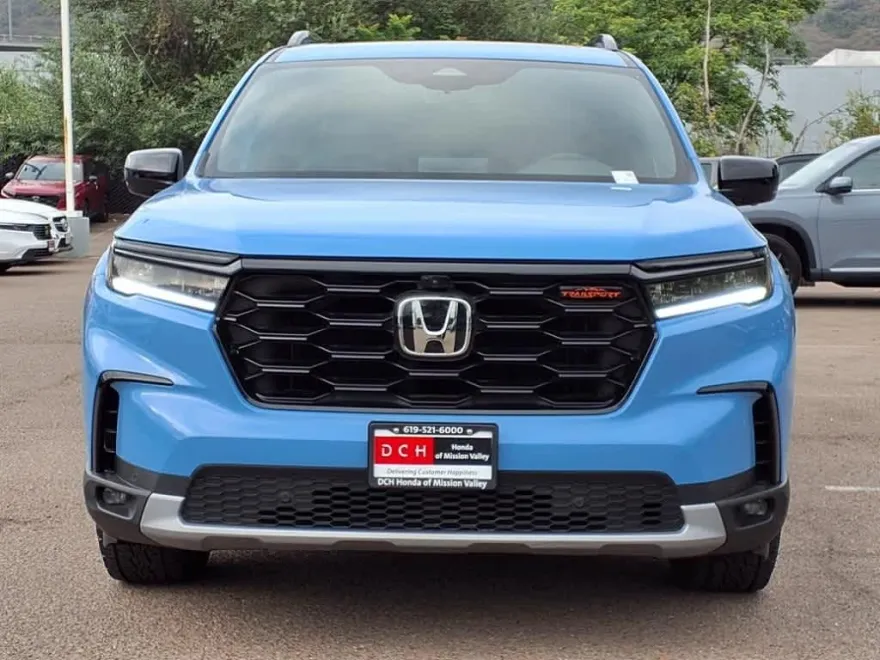 2024 Honda Pilot TrailSport photo 1