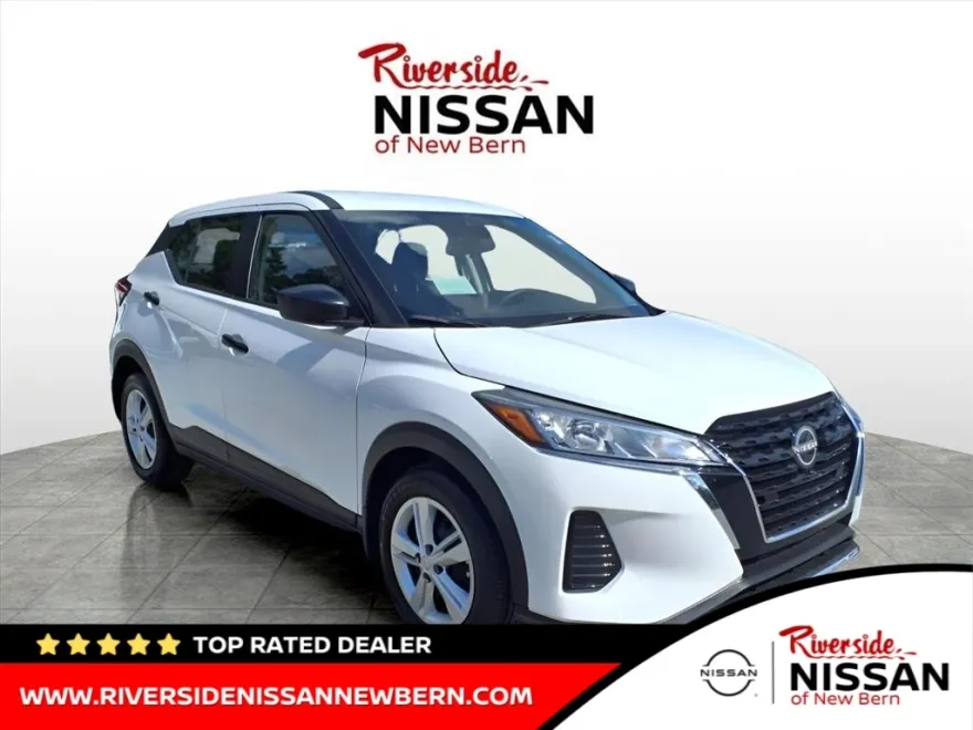 2025 Nissan Kicks Play S photo 1