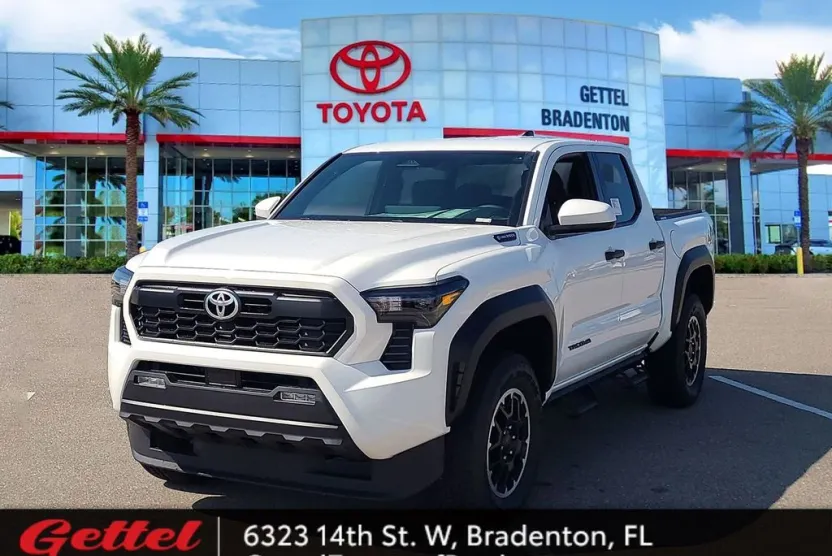 2025 Toyota Tacoma TRD Off-Road Double Cab photo 1