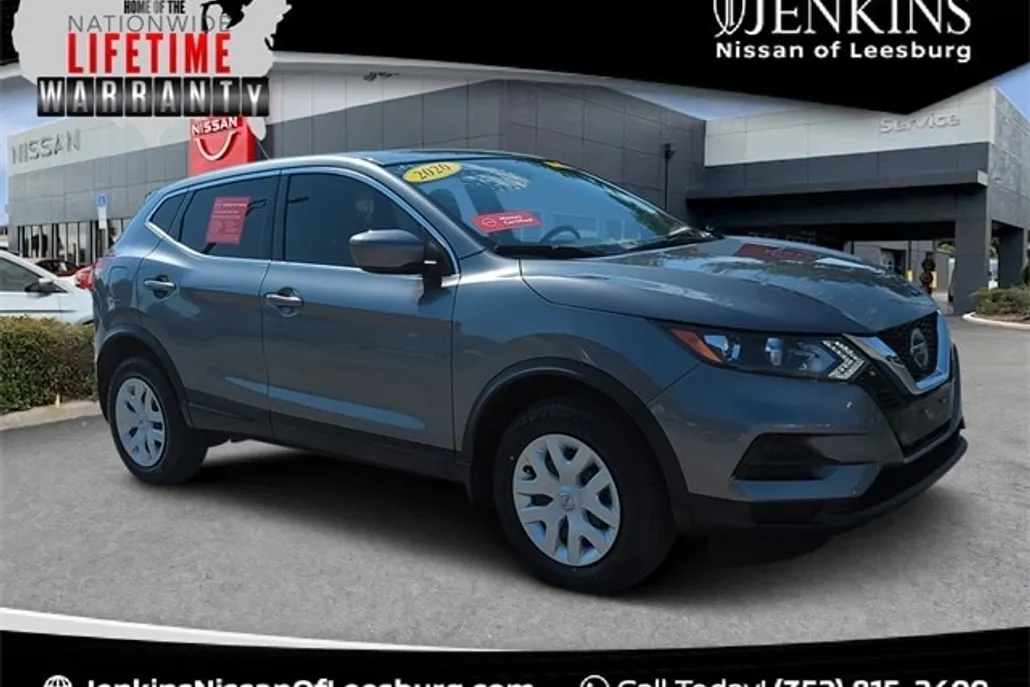 2020 Nissan Rogue Sport S photo 1