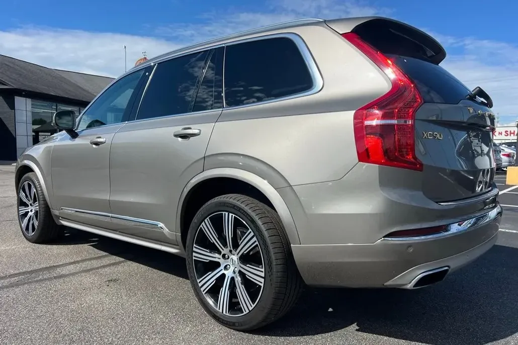 2020 Volvo XC90 T6 Inscription photo 1