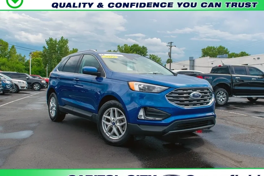 2022 Ford Edge SEL photo 1