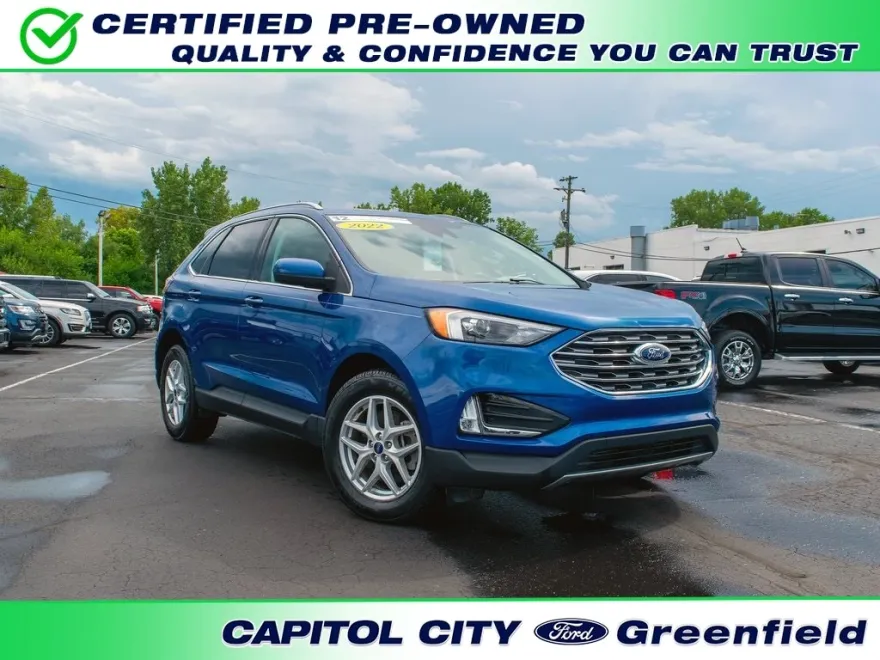 2022 Ford Edge SEL photo 1