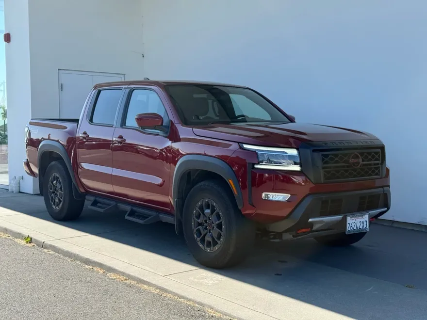 2024 Nissan Frontier PRO-4X photo 1