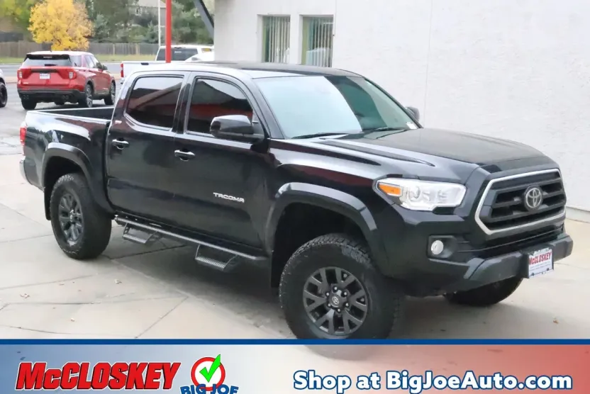 2022 Toyota Tacoma SR5 photo 1