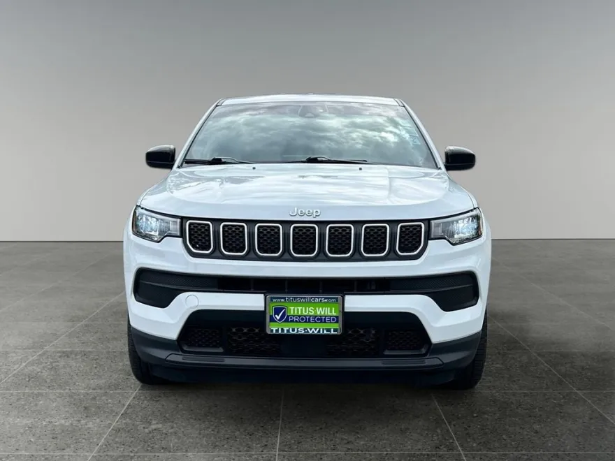 2023 Jeep Compass Sport photo 1