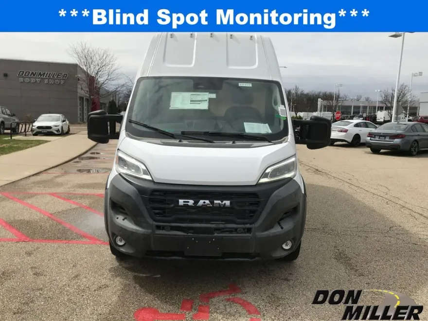 2024 Ram ProMaster 3500 Cargo Van photo 2