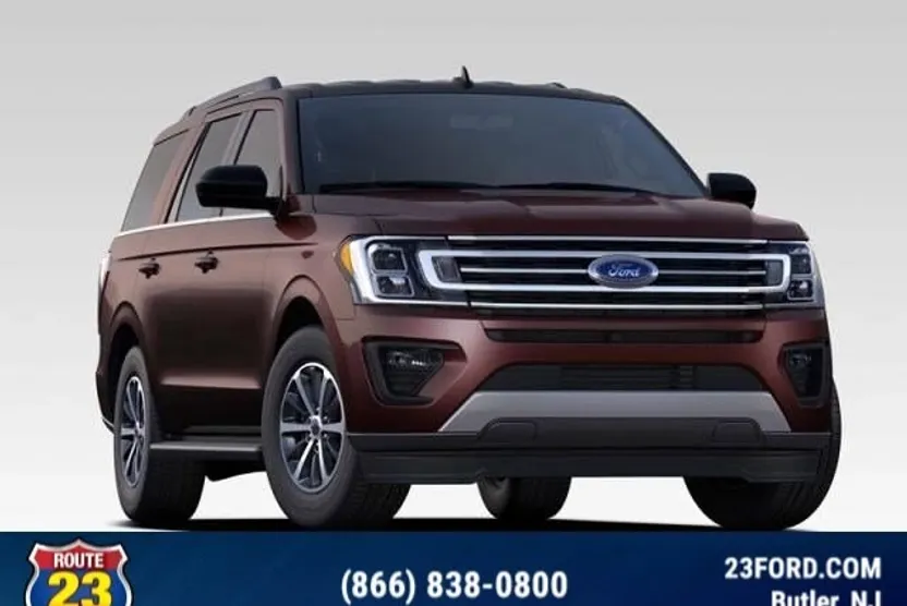 2022 Ford Expedition XLT photo 1
