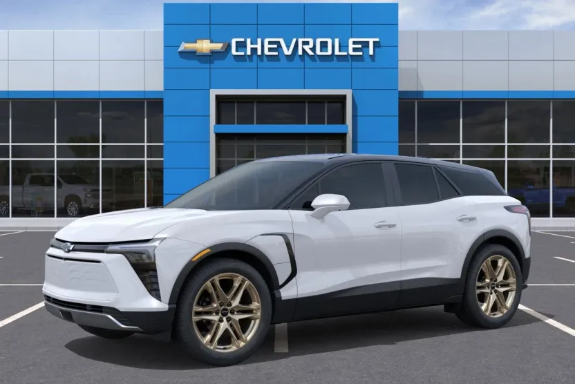 2026 Chevrolet Blazer EV photo 1